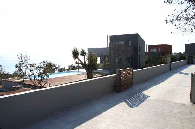 ΜΟΝΟΚΑΤΟΙΚΙΑ, ΔΙΩΝΗ